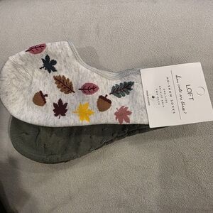 3for21 LOFT No-Show Socks with Leaf Pattern